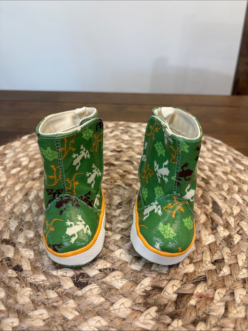 Infant Green Frog Print Canvas Boots